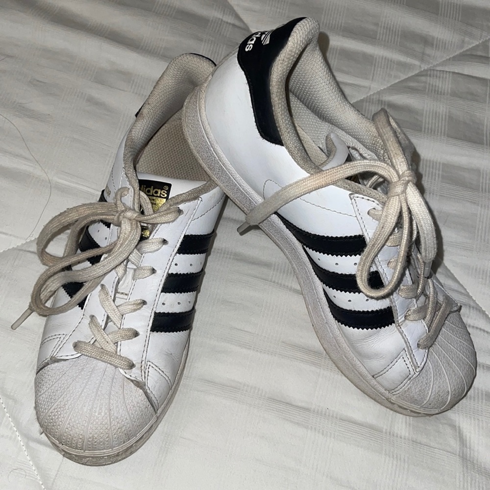 Adidas superstar gym shoes